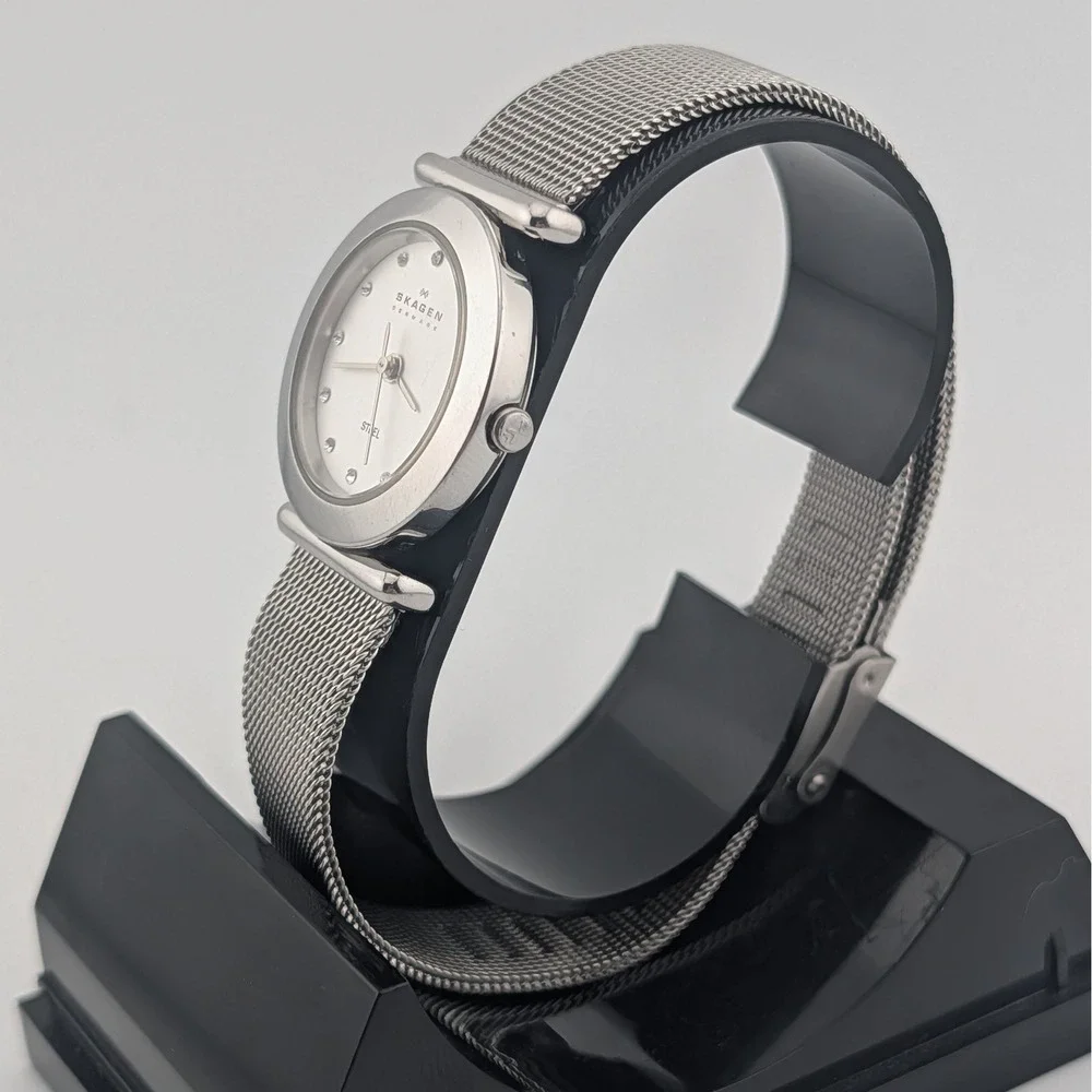 Skagen Denmark Nicoline Crystal Marker Dial Mesh Bracelet‎ Minimalist Watch SS